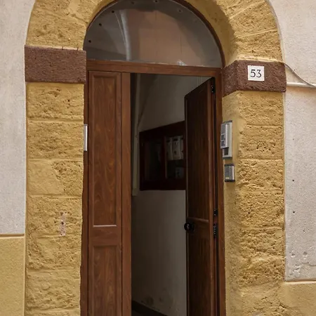 La Casa Di Gio * Cefalù